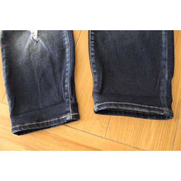 Plus Size KanCan High Rise Ripped Cropped Jeans 24 - Picture 5 of 10